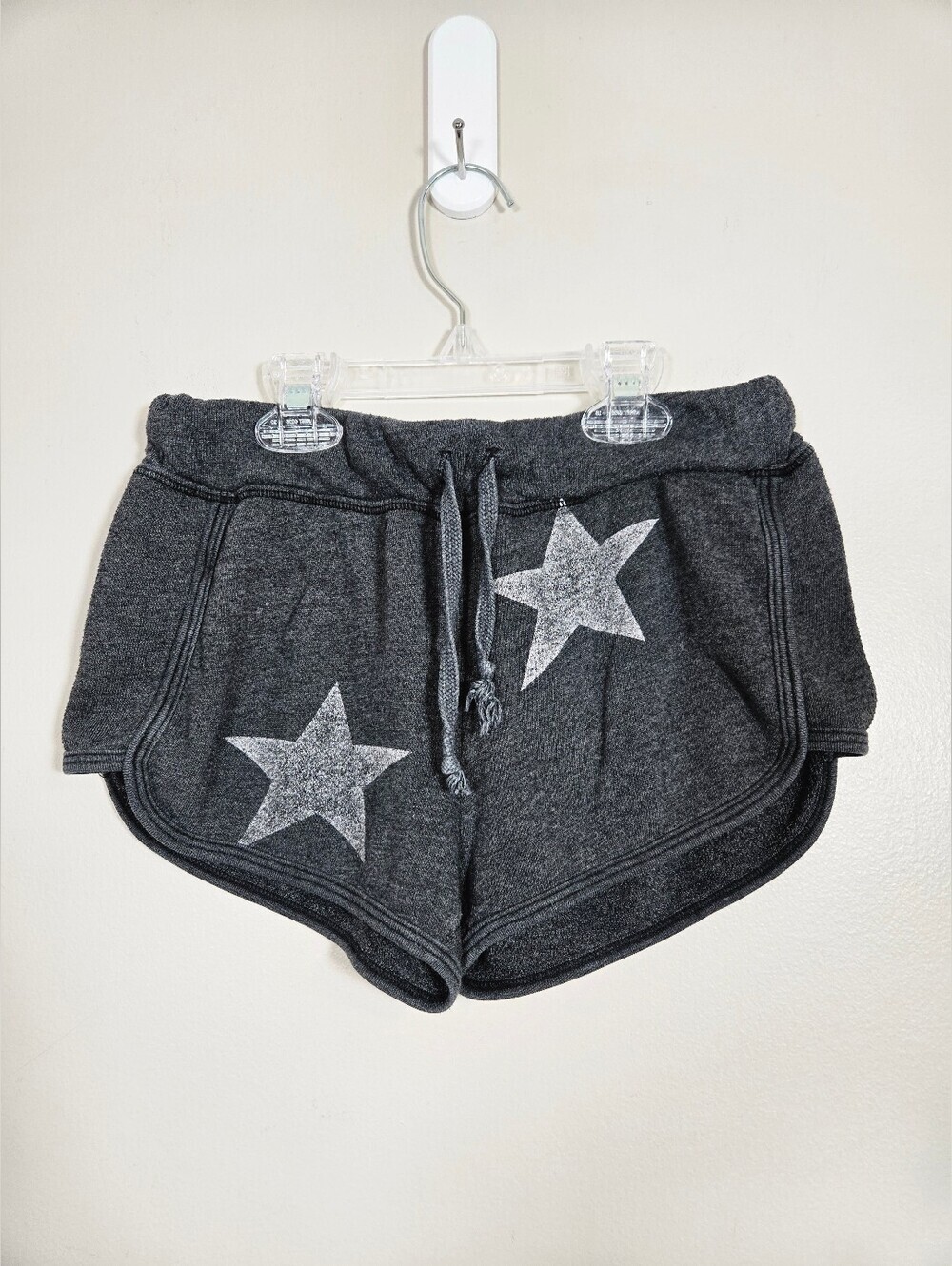 🌿 T2love Girls Grey & White Star Print Shorts, Size 10-12 ~ GUC